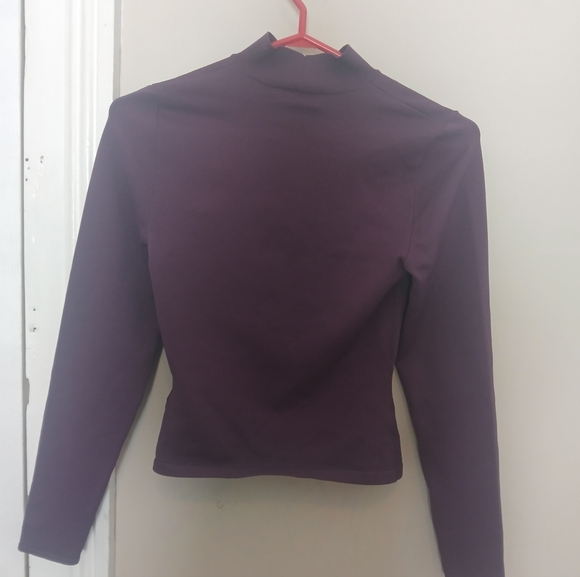 Babaton Deep Purple Yoga Top - Picture 2 of 5